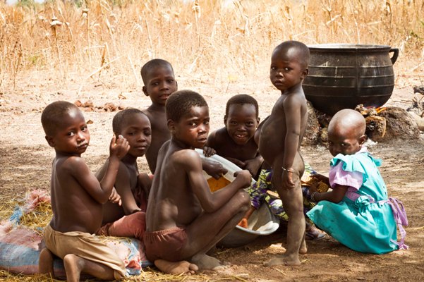 Alerte UNICEF- Banque mondiale :Les enfants, premières victimes de la stagnation des progrès en matière de réduction de la pauvreté dans le monde