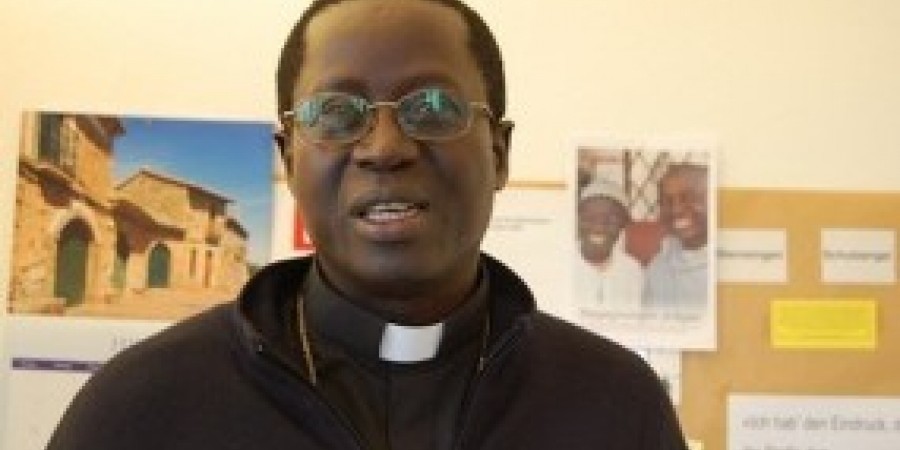 Religion  Pour la Toussaint, Mgr Benjamin Ndiaye se rendra au cimetière saint Lazare de Béthanie