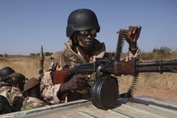 Mali: plus d’une dizaine de militaires tués lors de deux attaques successives dans le centre du pays