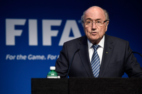 Sepp Blatter surprend son monde, il démissionne de la FIFA