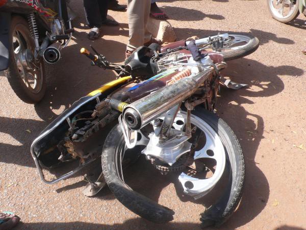 Accident à Thiaroye : jeune motocycliste mortellement fauché par un camion