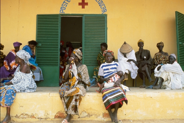 Solidarité : Yakham Thiam et Vision Sociale Sénégal (V2S) au chevet des enfants malades