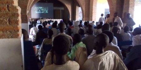 Projection-débat à Abéché : la population veut voir le procès de Hissein Habré
