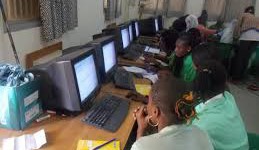 Entrepreneuriat numérique :  Pour la promotion de l’innovation des jeunes filles