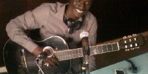 Issa Seck alias ISB, chanteur, compositeur, interprète: Une nouvelle révélation de la banlieue