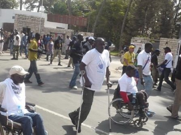 Recrutement dans la Fonction Publique : l’association des handicapés diplômés exige le respect de la loi d’orientation sociale