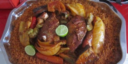Le poisson: de nos pages à votre assiette – Mérou et thiéboudienne sénégalais, à l’honneur du Livre de recettes de la FAO