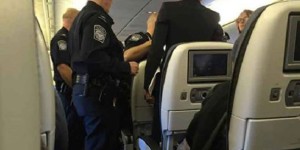 Insolite et dangereux : Une femme ivre-morte essaie d’ouvrir une porte d’un avion en plein vol