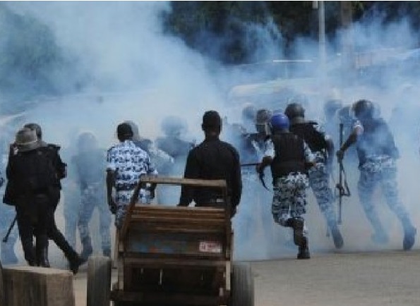 Tensions à Mballing après des manifestations contre Copelit Afrique, un manifestant et un gendarme blessés