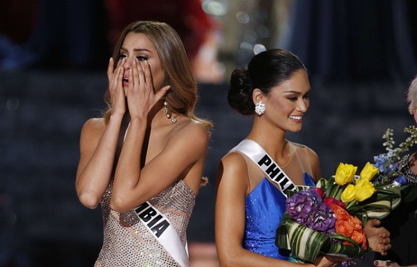 Grosse bourde à l’élection Miss Univers 2015 : La couronne ne dure que quelques minutes sur la tête de Miss Colombie