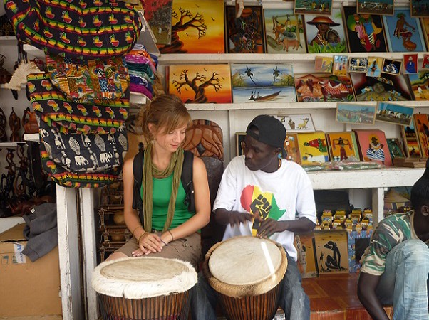 Fragilisés en cette période de trouble : Les artistes sénégalais soutenus par l’Africa Prime Initiative et Loman Art