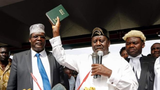 Kenya : arrestation d’un député aperçu à la prestation de serment de l’opposant Raila Odinga