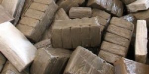 Lutte contre le trafic international de drogues : La Brigade commerciale des Douanes de Karang met la main sur 03,5 Kg de haschich