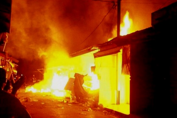 Incendie au Marché central de Louga : 15 cantines réduites en cendre, plusieurs millions de francs partis en fumée