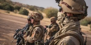 Mali: deux soldats français tués par un engin explosif dans la région de Tessalit