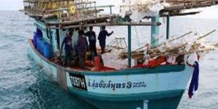 Nigeria : 8 malfrats arrêtés pour détournement d’un chalutier, deux attaques déjouées entre Lagos et Bayelsa