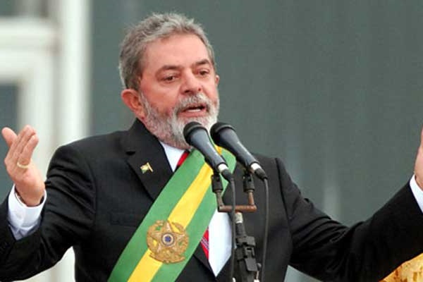 Lula revient aux commandes au Brésil : le candidat de gauche élu président face au sortant Bolsonaro