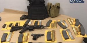 Etats-Unis : un homme arrêté près de Massachusetts Avenue avec un fusil d’assaut et des centaines de munitions