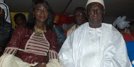 Rentrée Politique : Nafissatou Diouf de la RTS rejoint Macky Sall