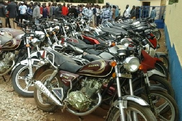 Chaude journée hier à Fatick : 10 conducteurs de moto Jakarta arrêtés, plus de 100 motocyclettes immobilisées