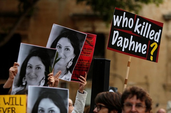 Lutte contre la corruption : six mois après l’assassinat brutale d’une journaliste investigatrice maltaise…