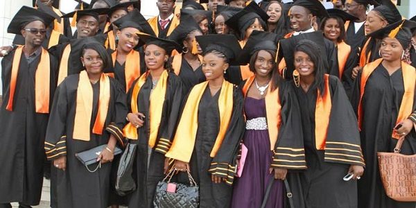 Sacrifier les étudiants, c’est hypothéquer le Sénégal – Par Cheikhou Oumar Sy et Théodore Chérif Monteil, anciens parlementaires