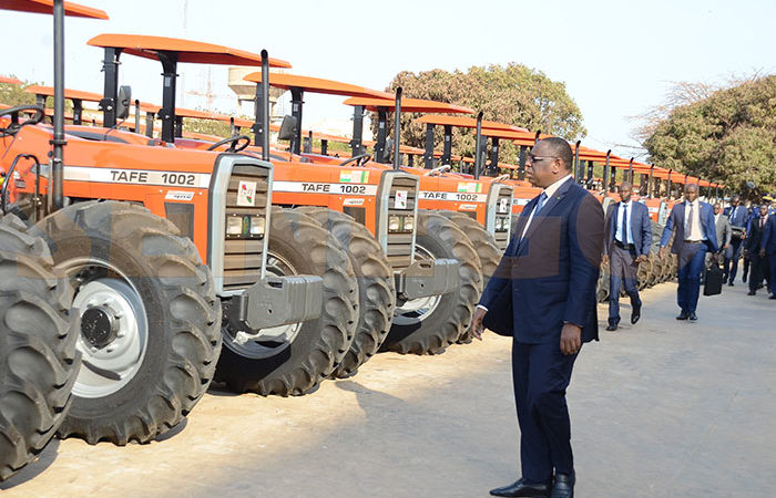 Les Gaffes de Mame Adama Gueye: « Il confond 1000 unités de matériels agricoles à 1000 tracteurs »