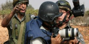 Liberté de la presse : Filmer l’armée israélienne, un délit bientôt passible de 10 ans de prison ?