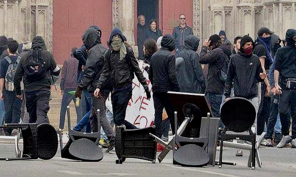 France : violente nuit à Nantes après le décès d’un jeune de 22 ans tué par la police