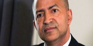 RDC : Moise Katumbi, un riche homme d’affaire qui voulait participer aux élections, interdit d’atterrir dans son pays