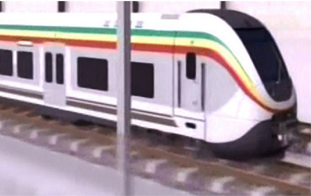 Train express régional : Macky Sall a visité son centre de maintenance de Colobane