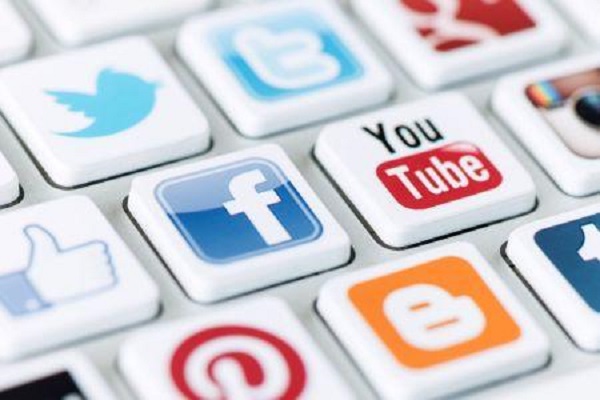Macky Sall et la fièvre des réseaux sociaux : Le mal est aussi dans… Benno