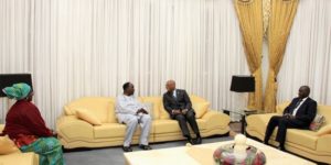 Visite de courtoisie : Jean claude Kassy Brou rend hommage au Général  Yakubu Gowon,  l&rsquo;un des pères fondateurs de la CEDEAO