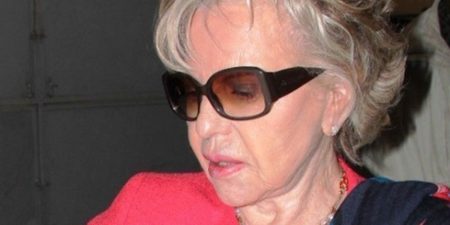 La famille Wade bientôt de retour ? Mme Viviane accueillie et accompagnée jusqu’à son domicile, Wade-père attendu mercredi