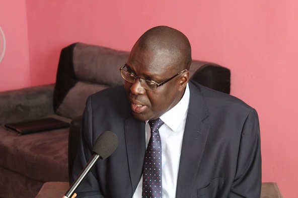 Urgent : Boubacar Sèye, le président de HSF arrêté à Dakar par la police à sa descente d’avion