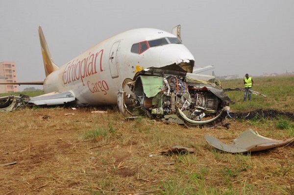 Crash du vol d’Ethiopian Airlines : la boite noire retrouvée, sur décision de la compagnie la flotte d’appareils B-737-Max reste au sol jusqu’à nouvel ordre