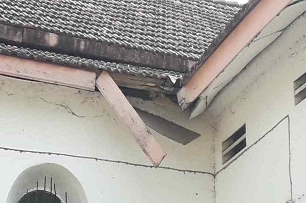 Ziguinchor : La Cathédrale saint Antoine de Padoue s’écroule, religieux et fidèles lancent un cri du cœur