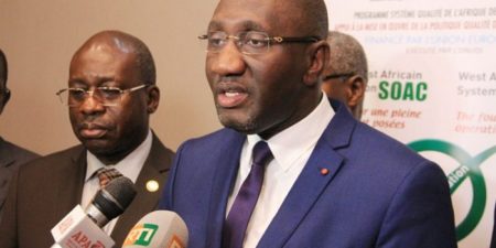 Côte d’Ivoire : Saisie de 18 000 tonnes de riz avarié au Port d’Abidjan, le processus de destruction déclenché