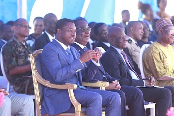 Togo :le président  Faure E Gnassingbé a inauguré hier  mercredi le nouveau port de pêche de Lomé