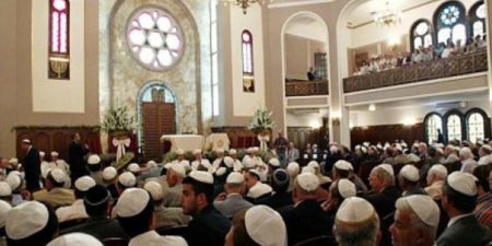 Fusillade dans synagogue : un jeune américain- antisémite et islamophobe- tue une dame et blesse trois autres personnes