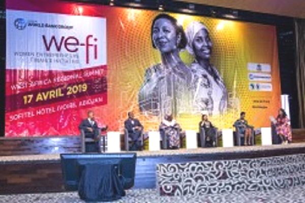 Femmes entrepreneures en Afrique de l’Ouest : un  Sommet régional appelle les États et le secteur privé à prendre des mesures d’urgence pour les soutenir