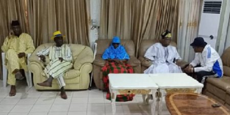 Bénin : chaude journée hier avec le domicile de l’ex président, Boni Yayi, encerclé par la  Police et des manifestations dans les rues