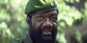 Angola: l&rsquo;ancien chef de l&rsquo;Unita, Jonas Savimbi, inhumé hier, soit 17 ans après sa mort