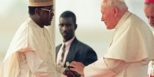 Nigeria : Un compte de l’ancien président Sani Abacha  déniché à Jersey, Plus de 267 millions de dollars saisis