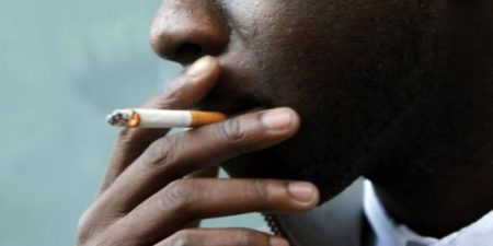 LOI INTERDISANT LA CONSOMMATION DU TABAC DANS LES LIEUX PUBLICS :  Beaucoup de défis restent à relever