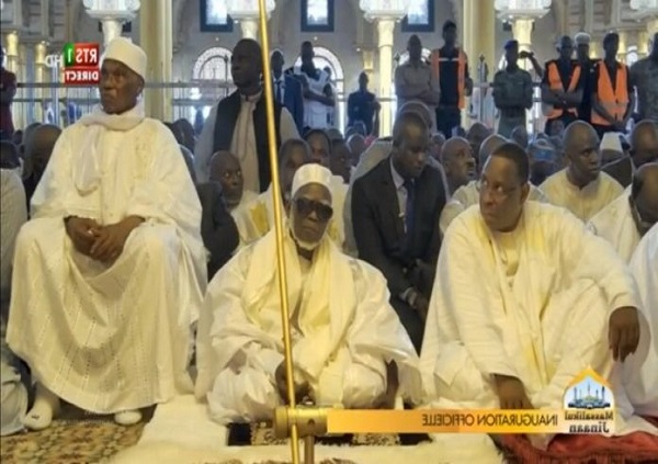 Inauguration de la Grande Mosquée Massalikoul Djinane : un moment aussi de retrouvaille en Abdoulaye Wade et Macky Sall