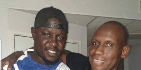 Triste nouvelle tombée hier : le lutteur Bombardier perd son frère, bras droit et manager Pape Dia