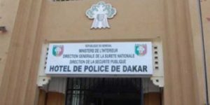 Les vibrations aux grilles du Palais secouent le commissariat de Dakar : Mamadou Ndour remplacé par El Hadj Cheikh Dramé le commissaire de l’aéroport de Diass