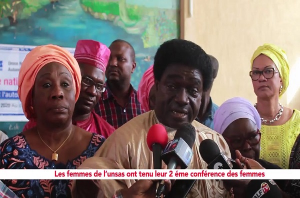 Pour un climat social apaisé : Le Président Bassirou Diomaye Faye à l’écoute des centrales syndicales