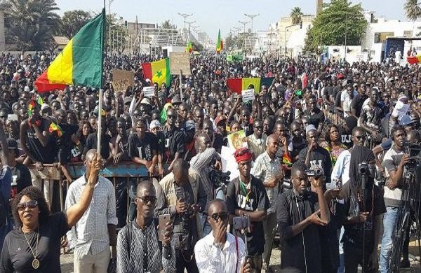 Grand rassemblement pour la libération des détenus politiques : Le procureur de la République et Macky Sall cloués au pilori